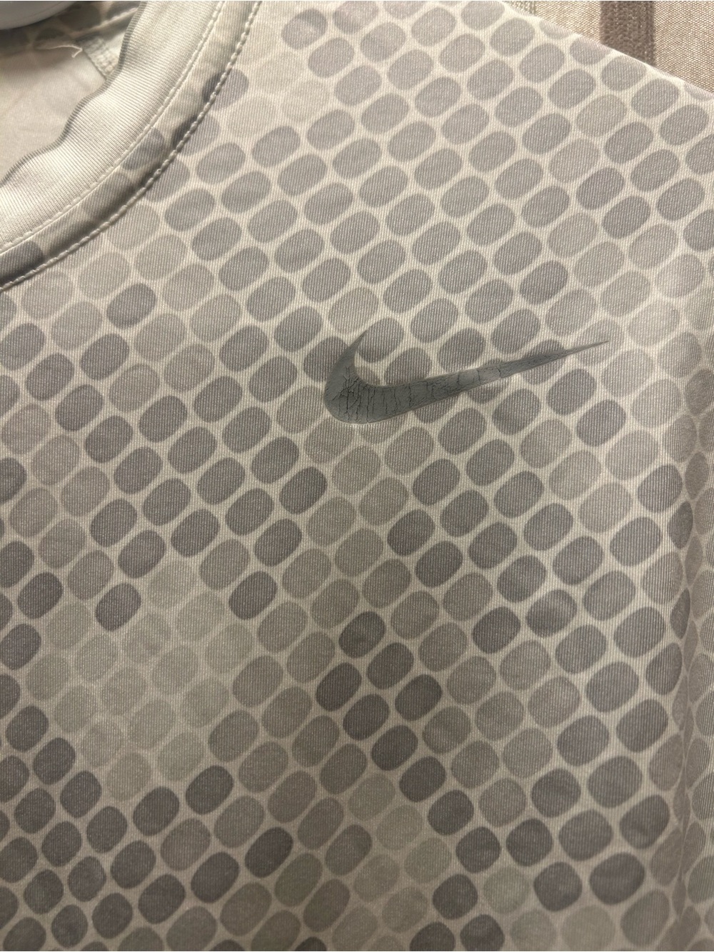 Nike Men’s White and Gray Short Sleeve Compression Performance Tee, Size XL - Picture 2 of 8